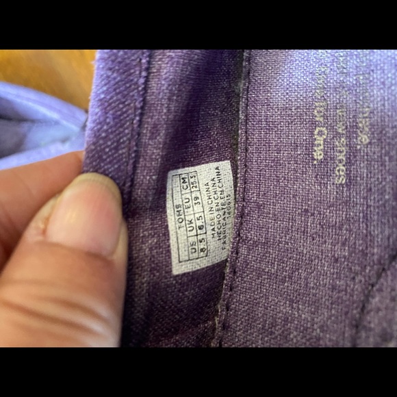 Tom’s shoes size 8-1/2 - Picture 5 of 5